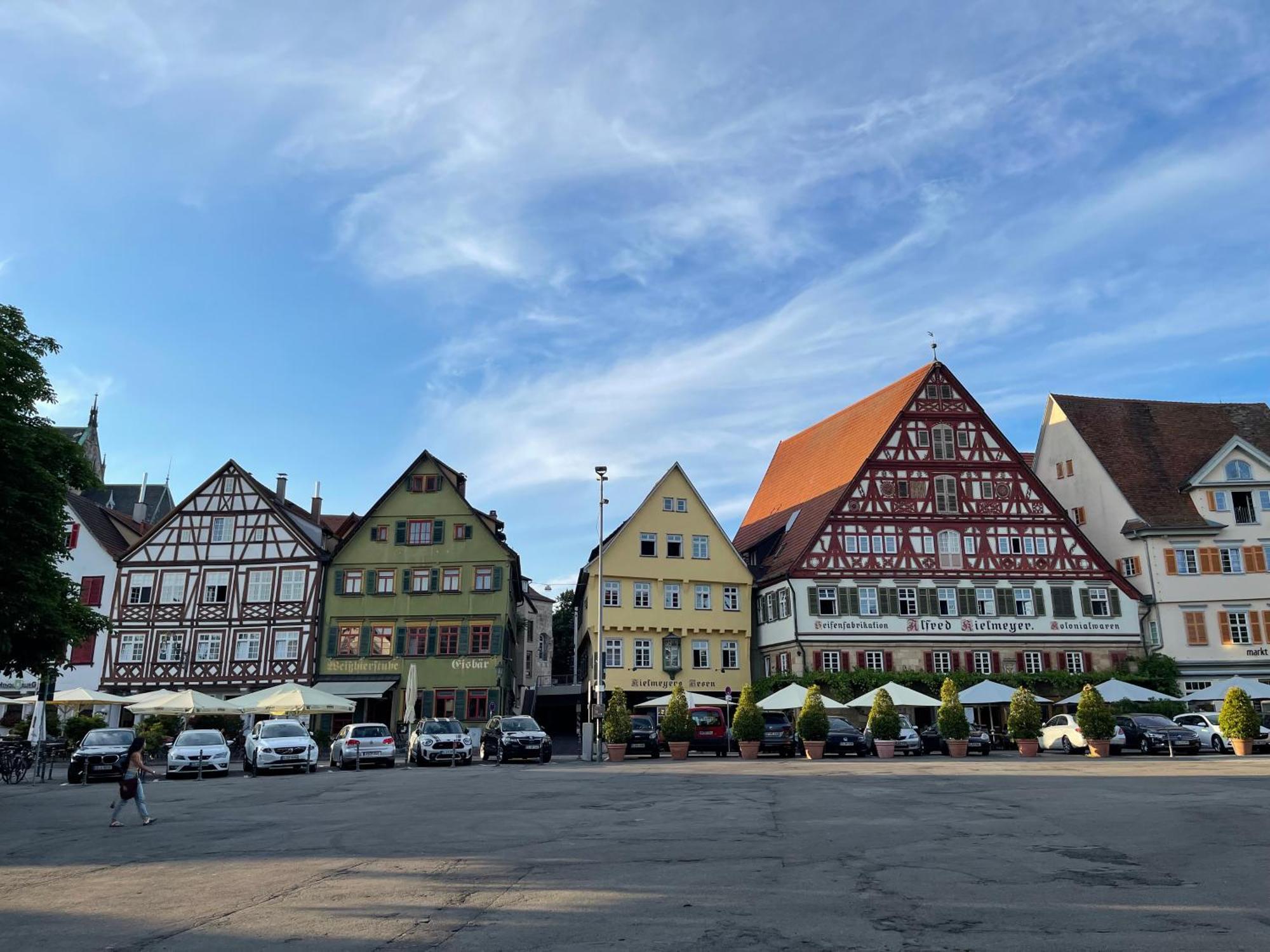 SecondHome Esslingen - Very nice&modern holiday apartment, Olgastr 20 Esslingen am Neckar Exterior foto